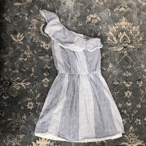 Grey and white Dress - Picture 2 of 4